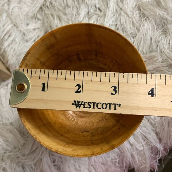 Hand Turned Artist Signed Wooden Cup - Picture 14 of 17